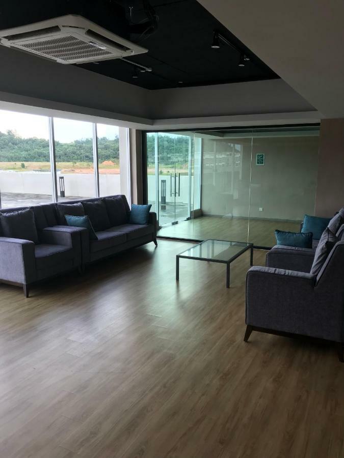 Js Homestay@Iskandar Puteri, Nusajaya Nusajaya  Dış mekan fotoğraf